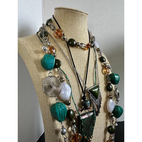 Shades of Green and Turqouise Vintage to Modern Costume Jewelry - Picture 10 of 16